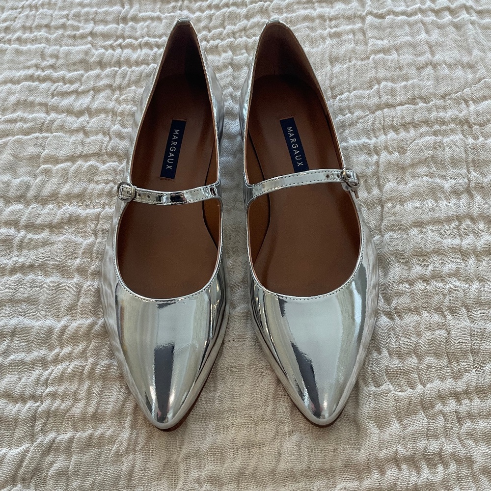NEW Margaux Silver Patent leather Mary Jane Flats